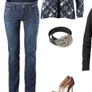 Cabi Low Rise Comet Wash Tapered Boyfriend Jean Size 8 Women's EUC